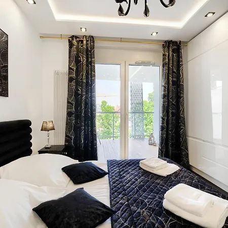 About Art - Sikorskiego דירה ורוצלב